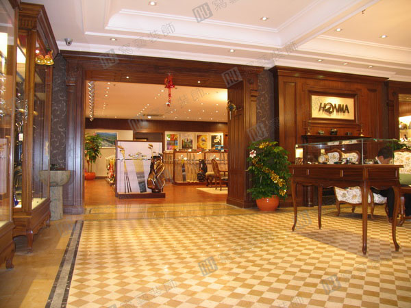 HONMA本间高尔夫 古北店专卖店装修图片2