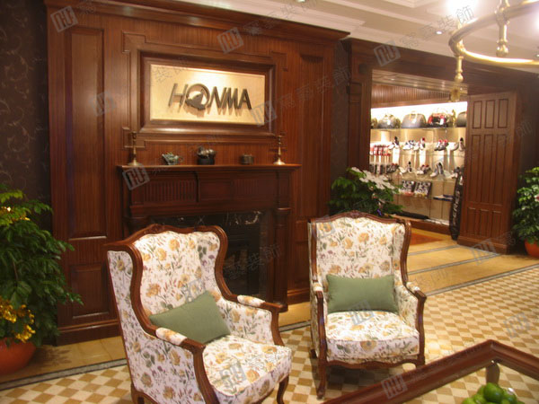 HONMA本间高尔夫 古北店专卖店装修图片5