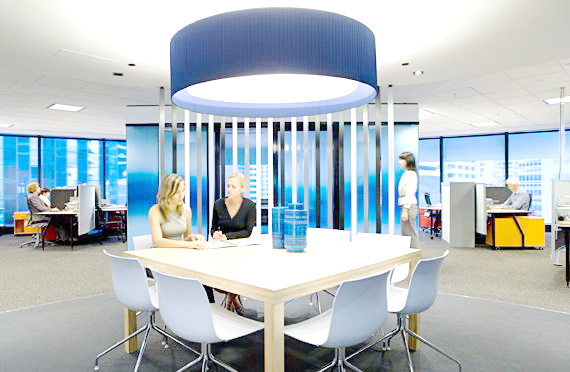 办公室内陈设品的选择布置-办公室装修图